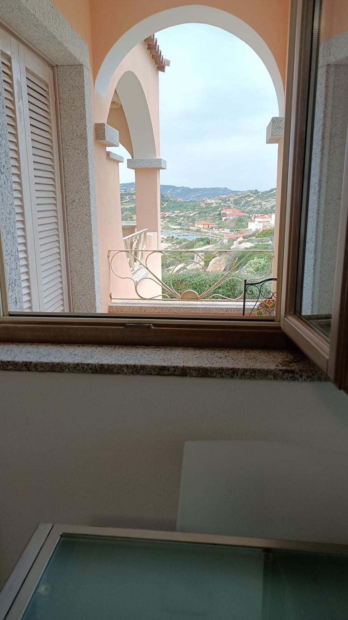 Appartamento Vista Mare Punta Tegge La Maddalena  Exterior photo